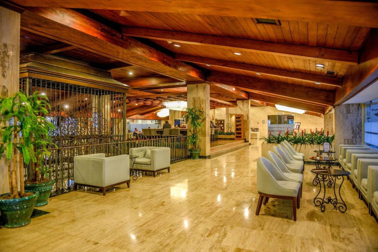 Dominican Fiesta Hotel Santo Domingo Kültér fotó Lobby