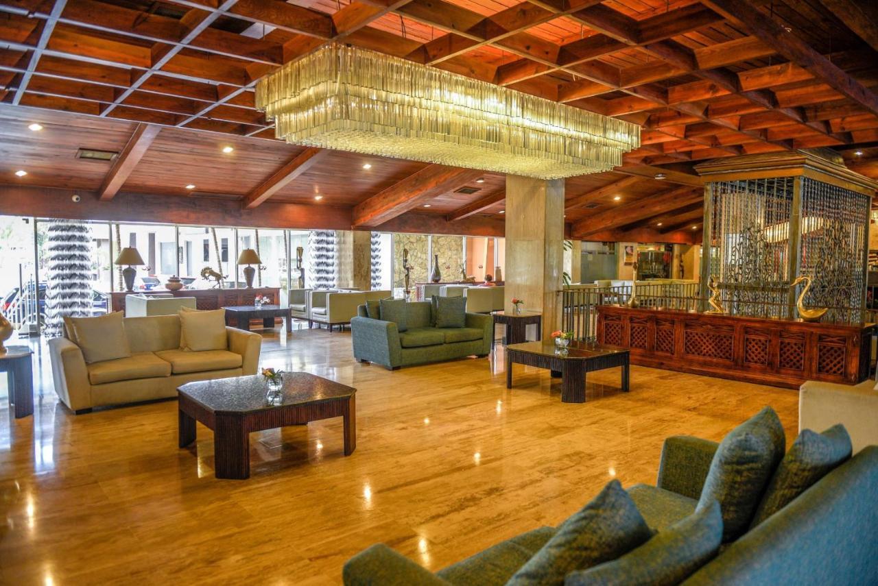 Dominican Fiesta Hotel Santo Domingo Kültér fotó Lobby