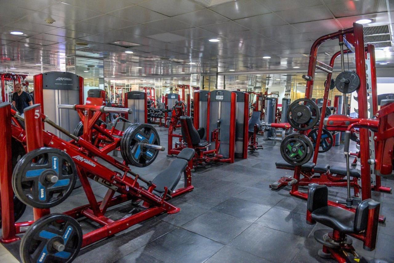 Dominican Fiesta Hotel Santo Domingo Kültér fotó The gym at the hotel