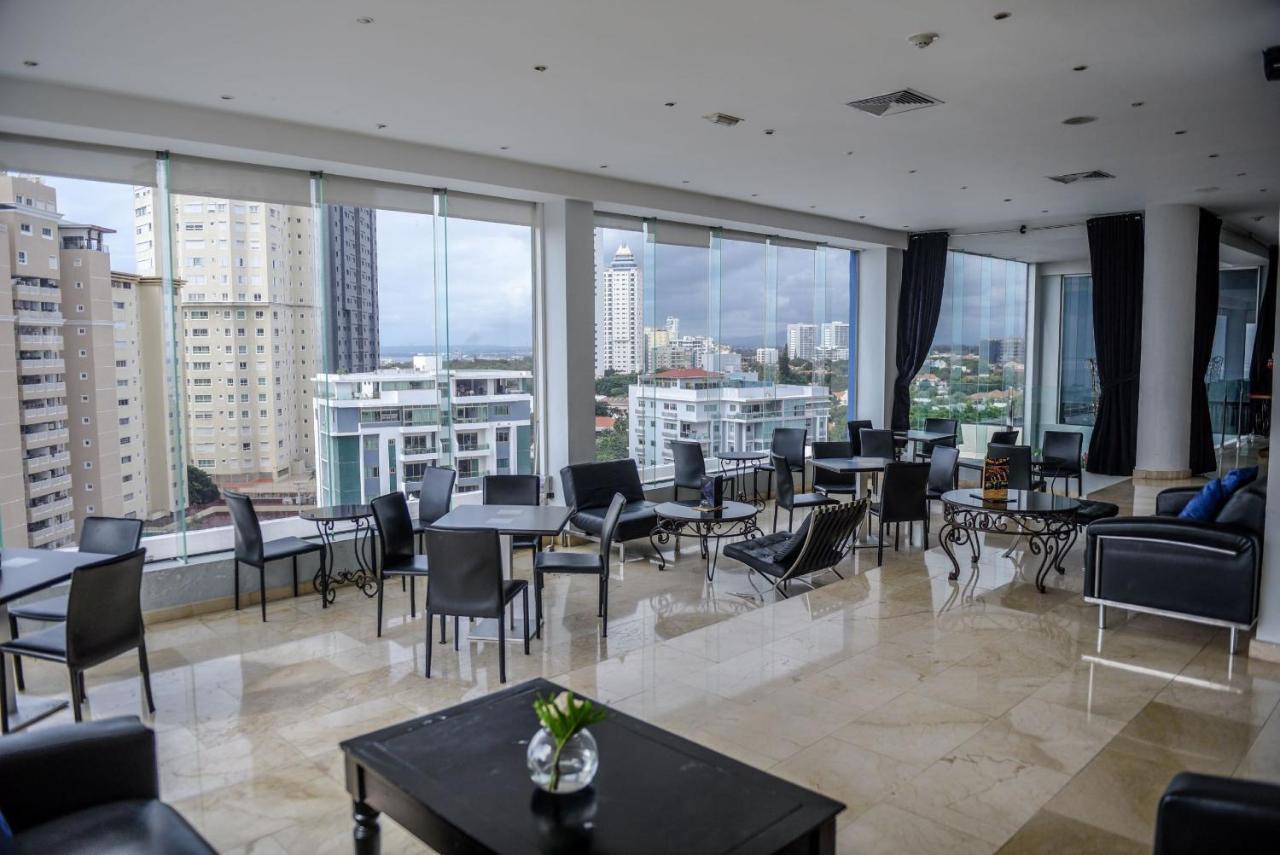 Dominican Fiesta Hotel Santo Domingo Kültér fotó Club Lounge